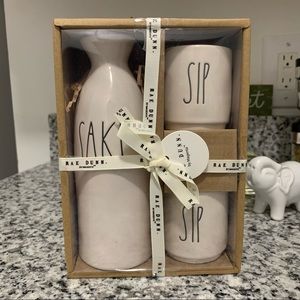 Rae Dunn SAKE Set